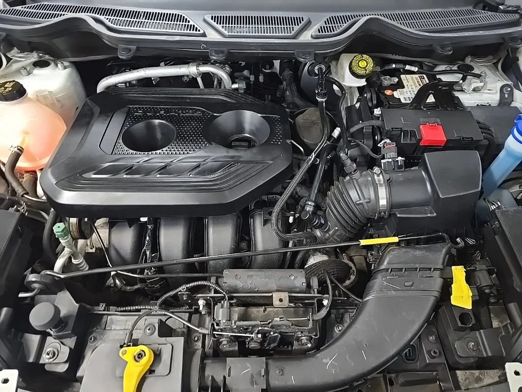 Used 2020 White Ford S image 13