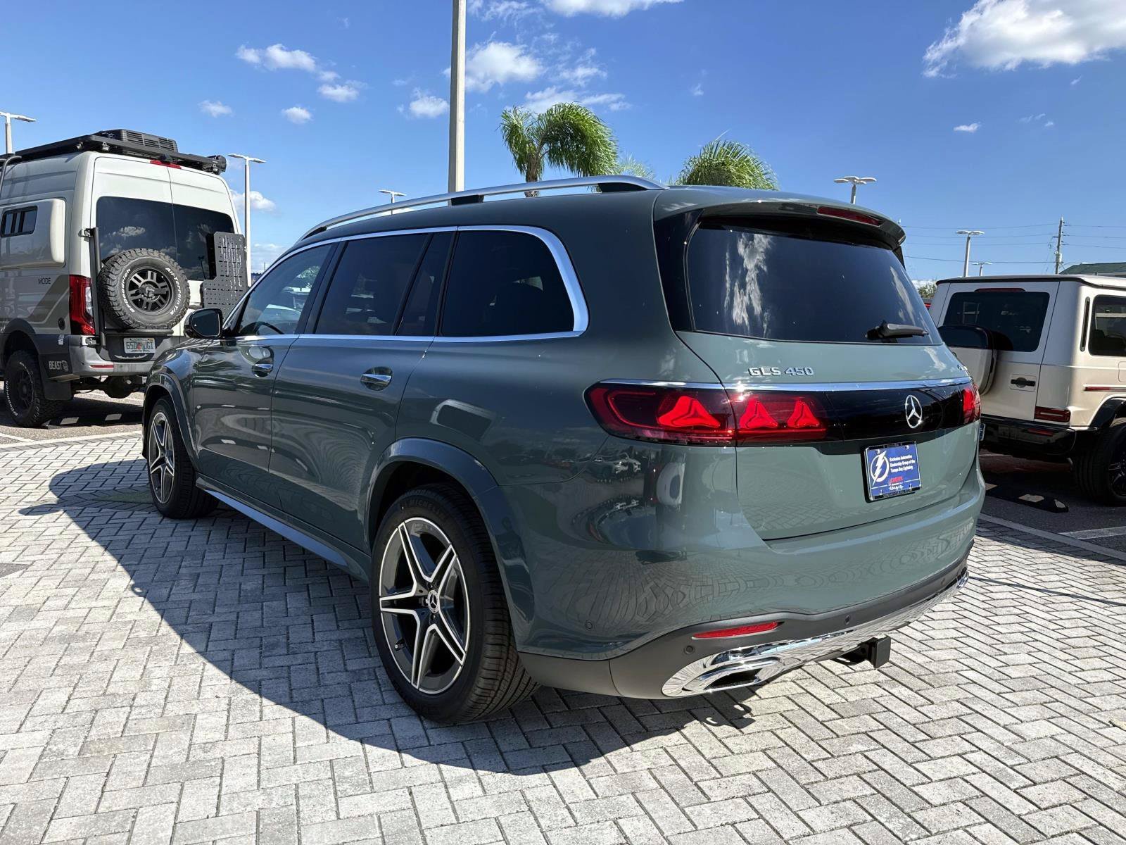 New 2027  Mercedes-Benz 450 4MATIC® SUV image 4