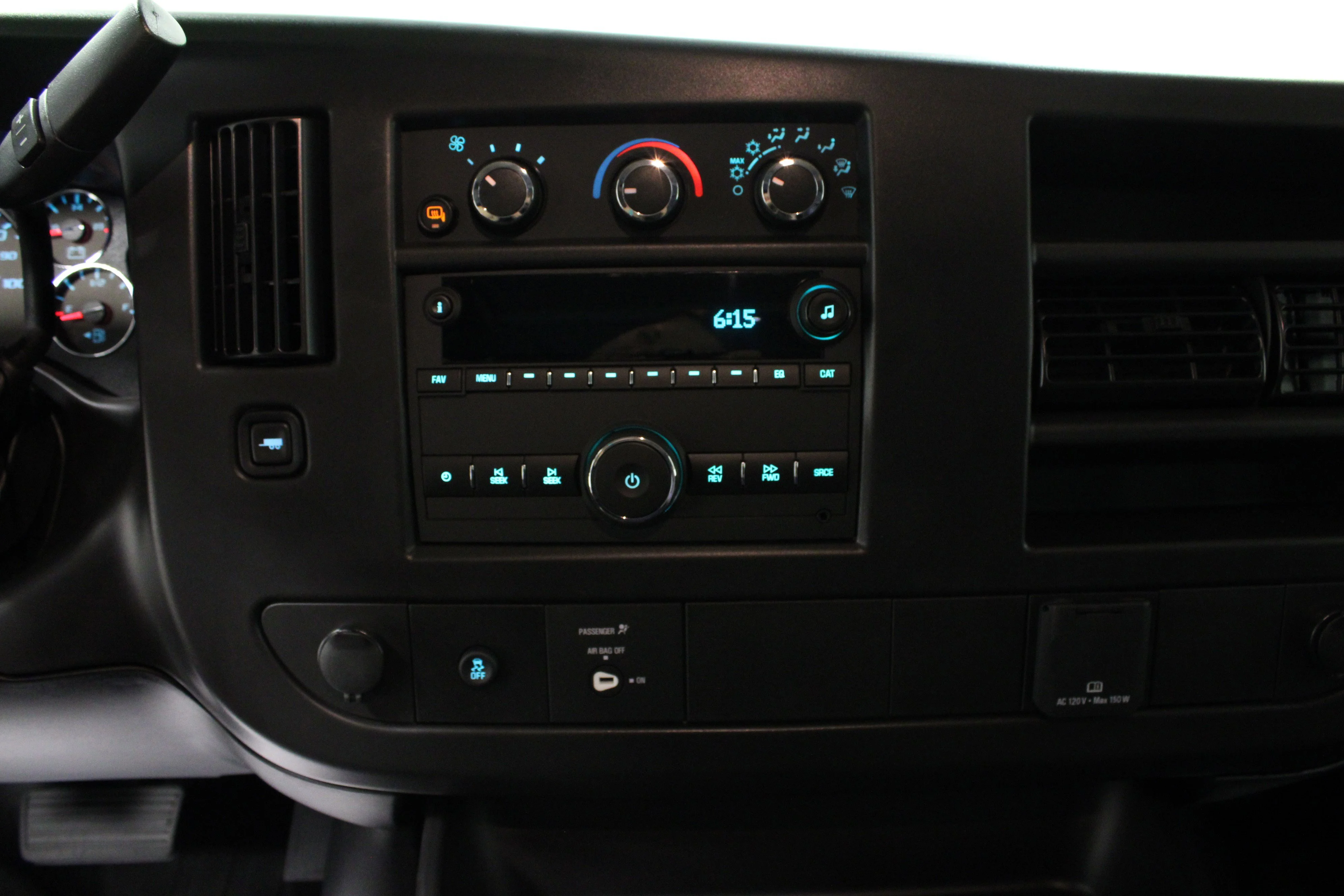 New 2026 Summit White GMC Work Van image 17