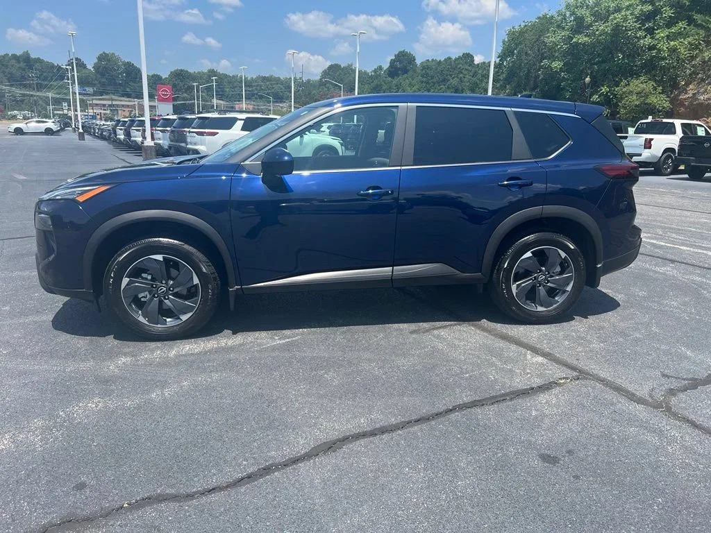 Used 2026 Deep Ocean Blue Nissan SV image 4