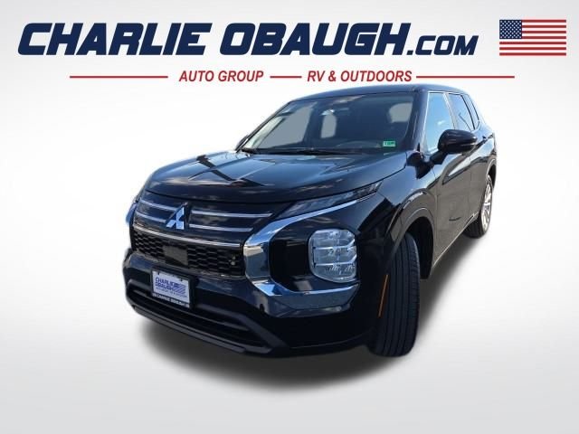 2025 Mitsubishi Outlander ES