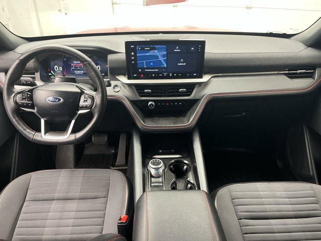 Used 2025 Rapid Red Metallic Tinted Clearcoat Ford ST-Line image 4