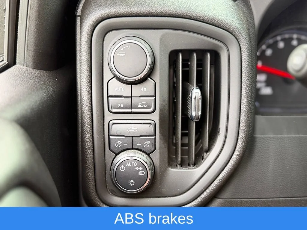 Used 2025 Slate Gray Metallic Chevrolet Custom image 34