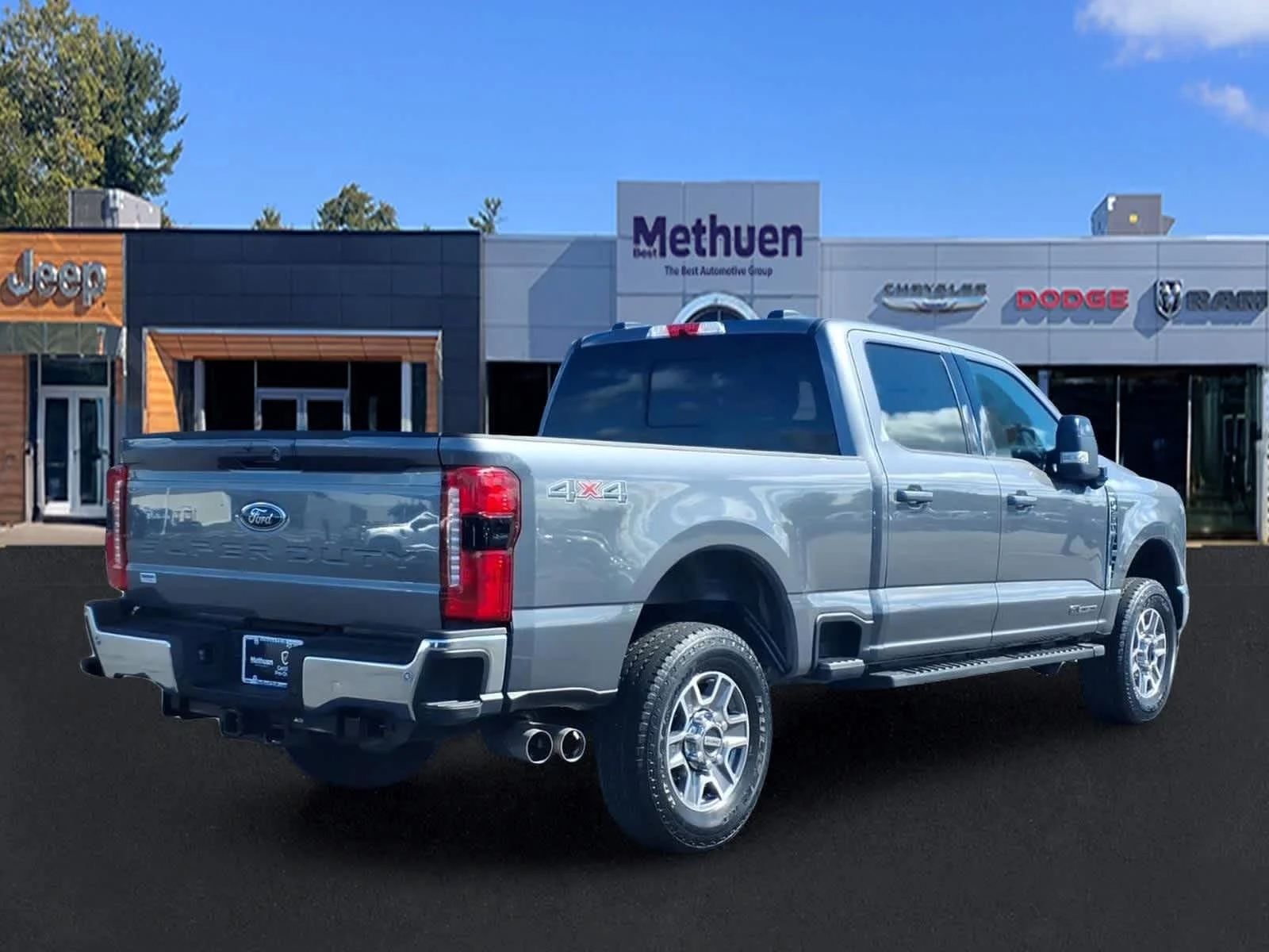 Used 2024 Carbonized Gray Ford LARIAT image 4