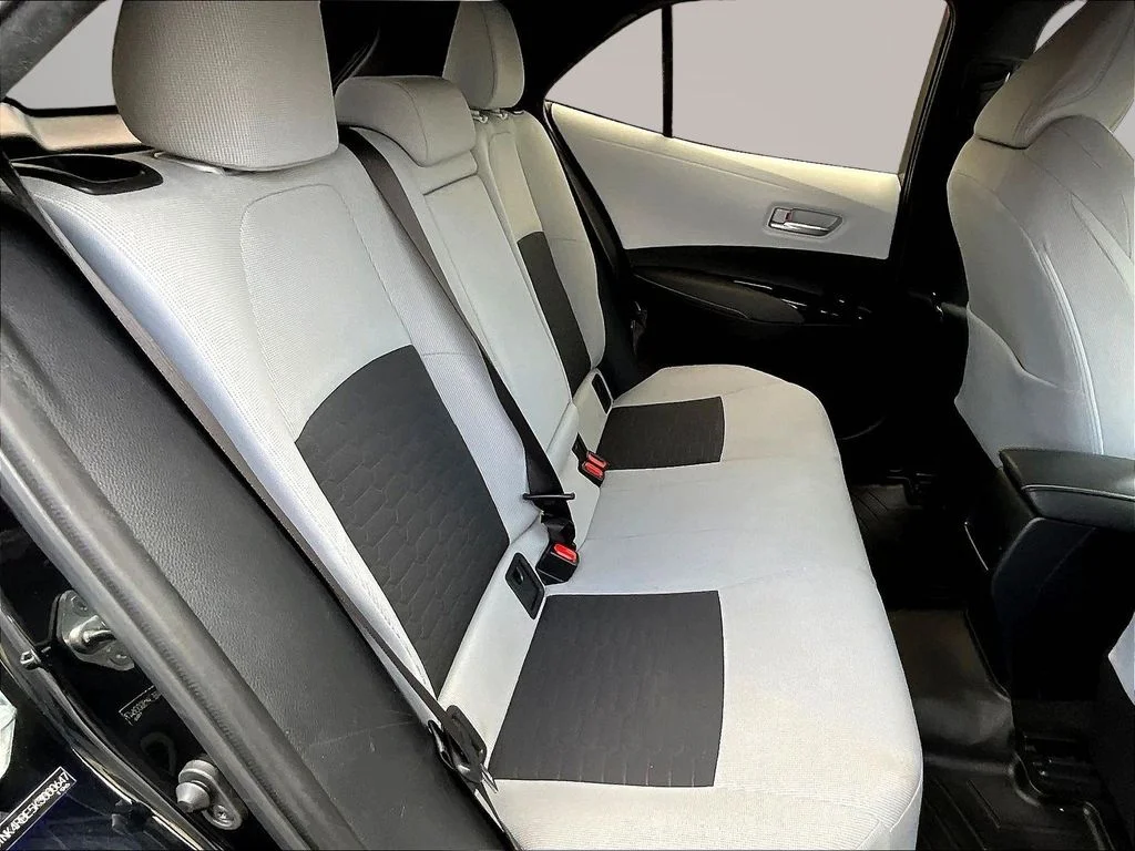 Used 2019 Midnight Black Metallic Toyota SE image 26