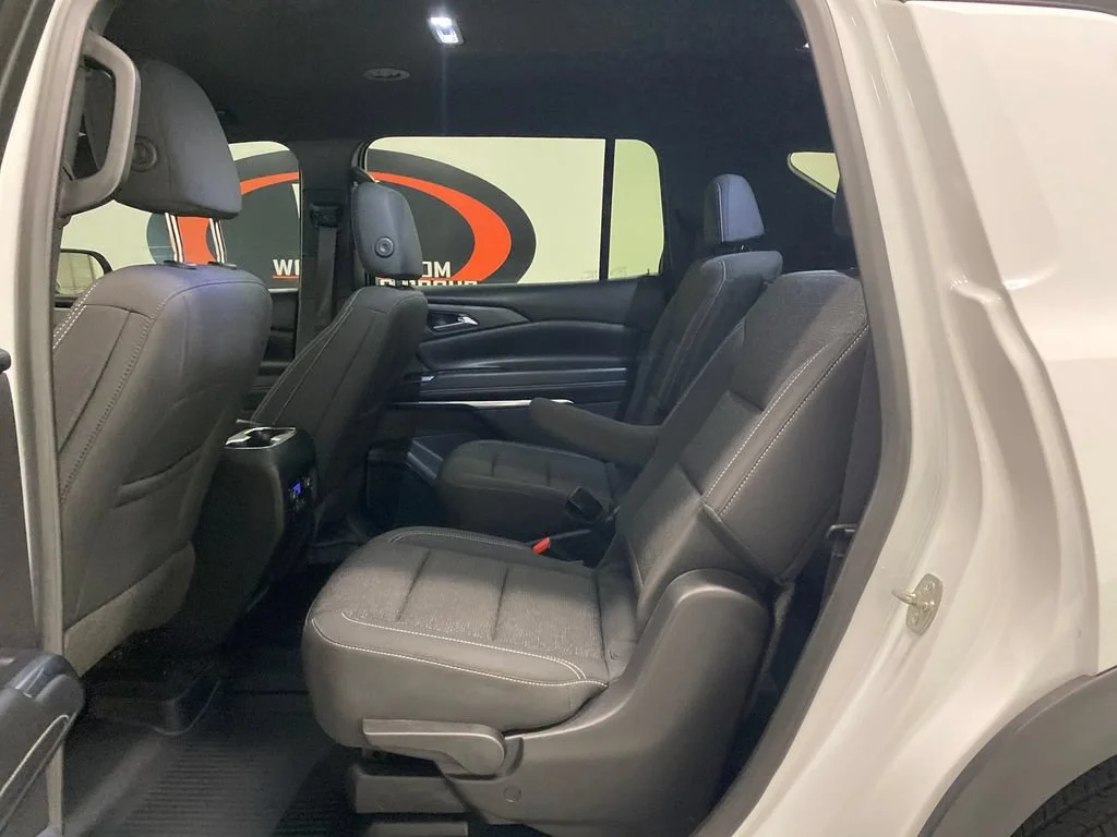Used 2025 Summit White Chevrolet LT image 16