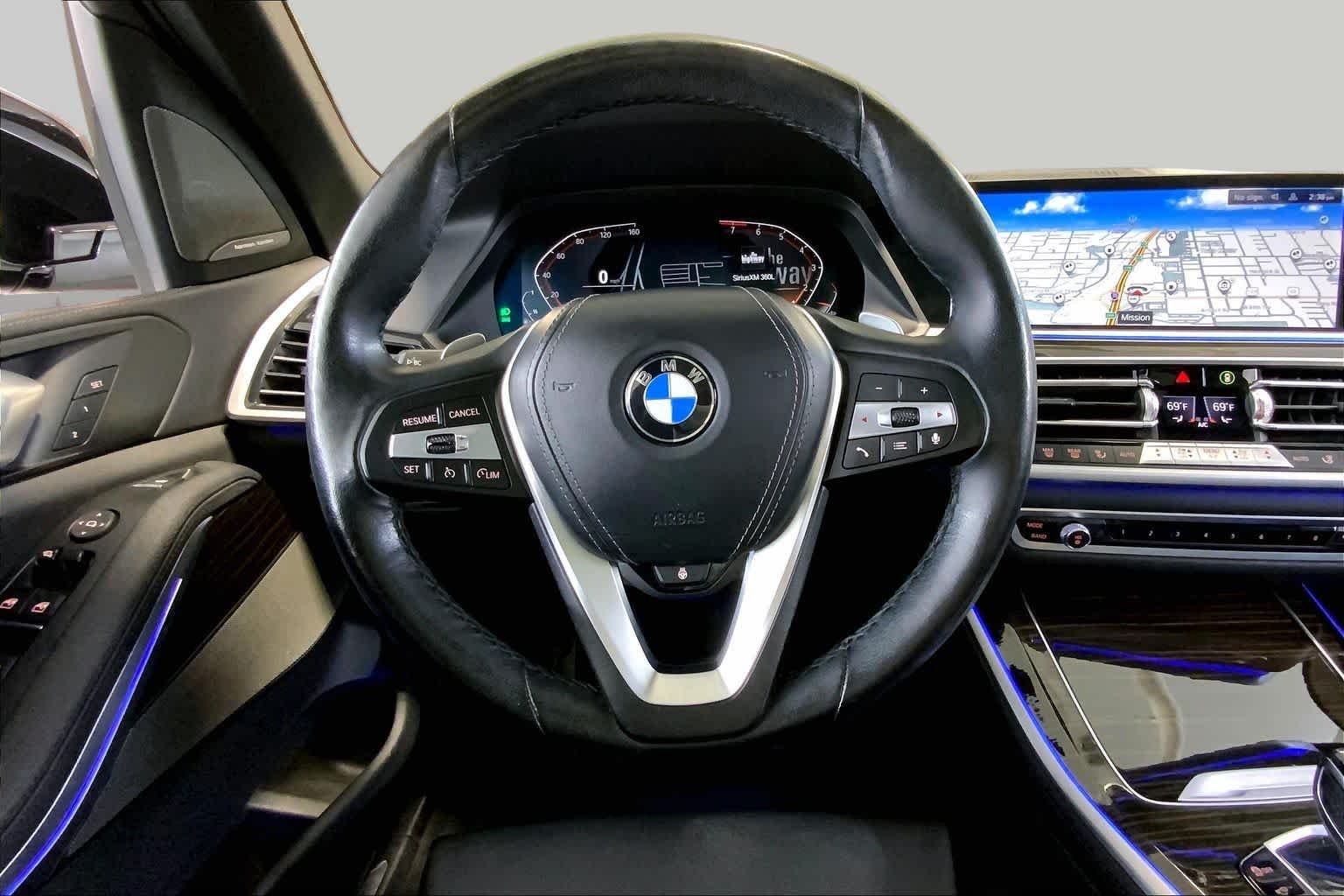 Used 2021 Alpine White BMW xDrive40i image 5
