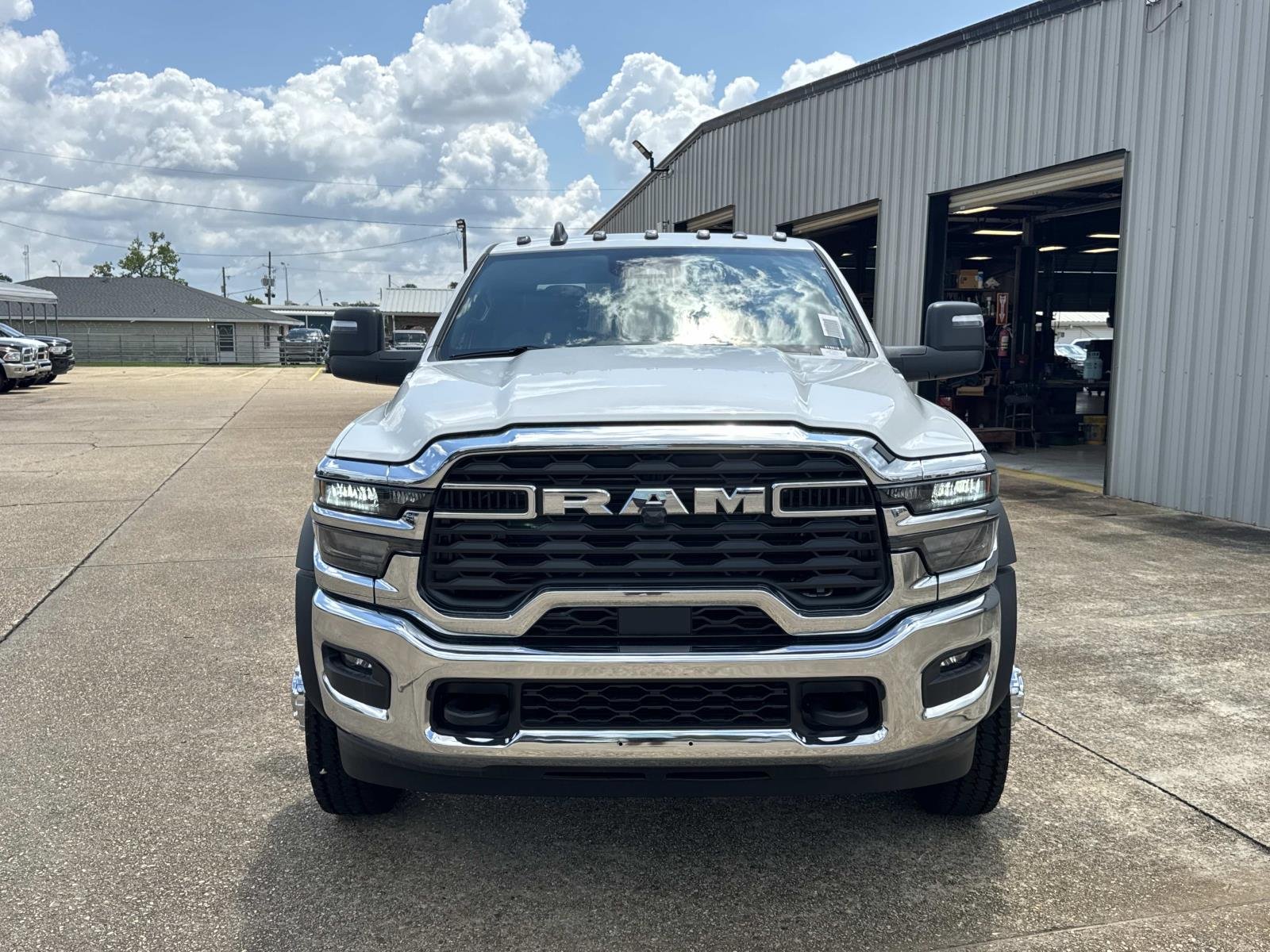 New 2026 Bright White Clearcoat RAM Tradesman image 2