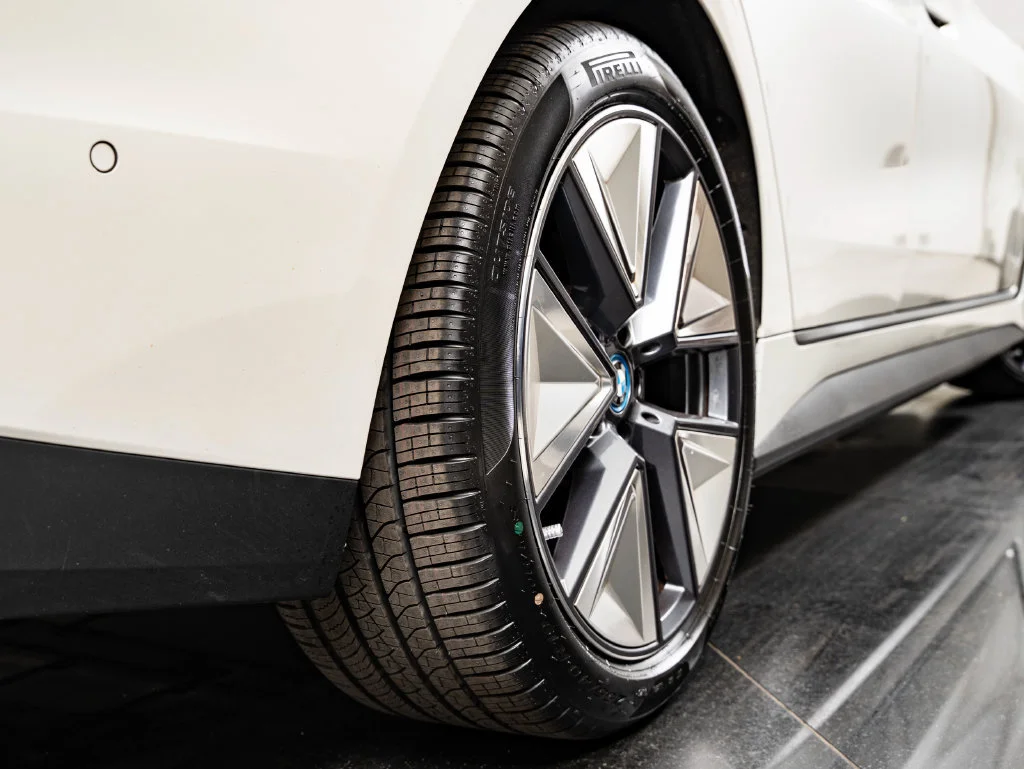 Used 2023 Mineral White Metallic BMW eDrive35 image 49