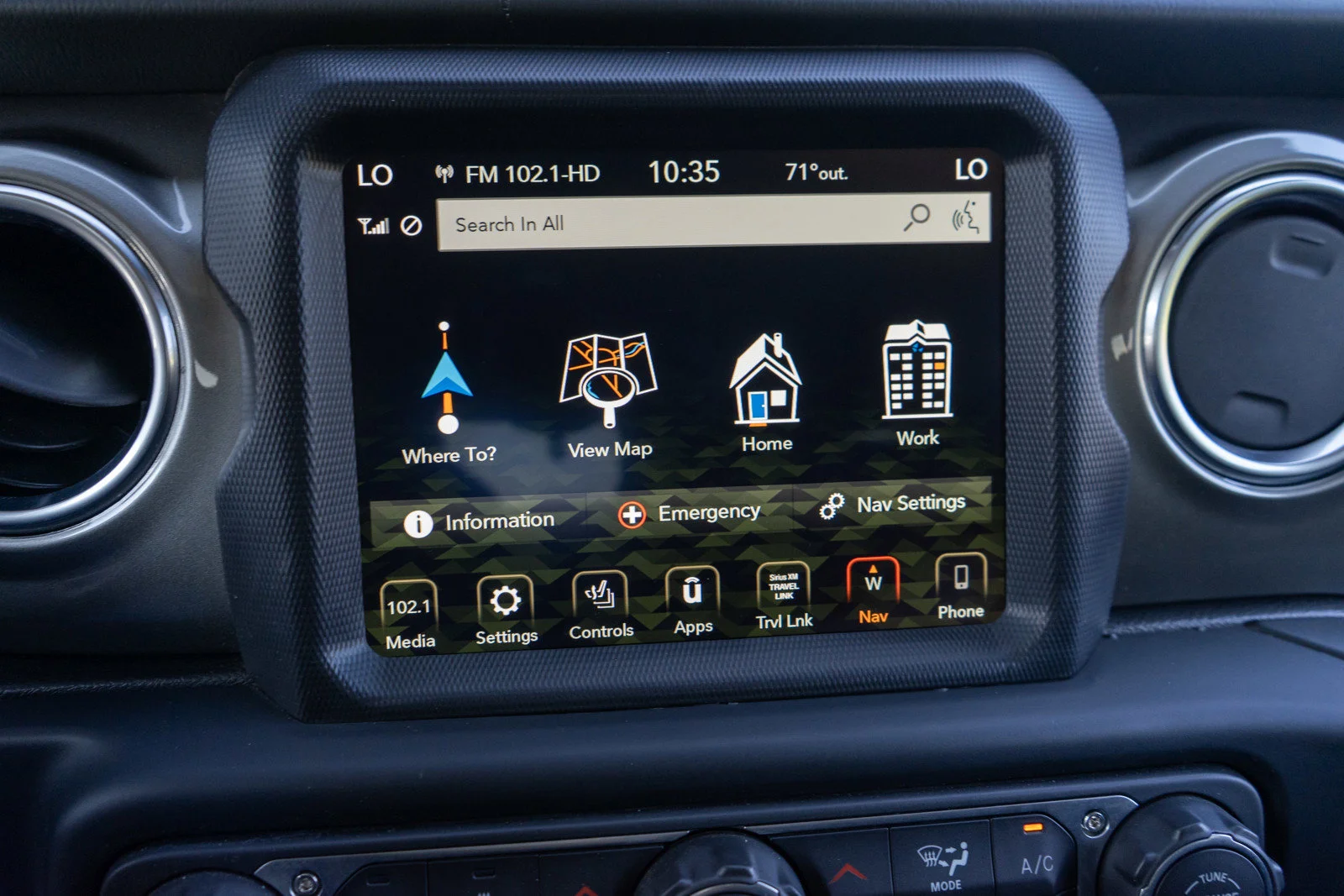 Used 2019 Black Clearcoat Jeep Unlimited Sahara image 18
