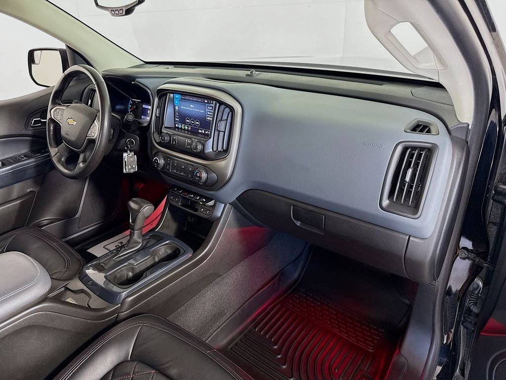 Used 2021 Black Chevrolet 4WD Z71 image 28
