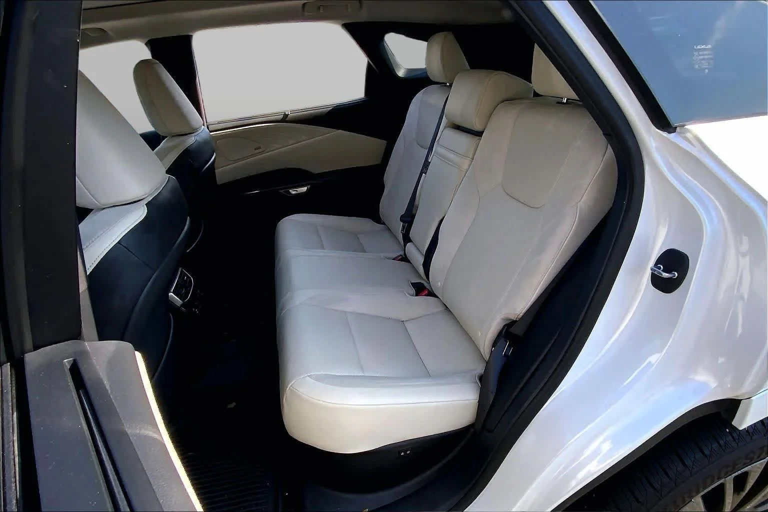 Certified Used 2026 Eminent White Pearl Lexus Luxury image 21