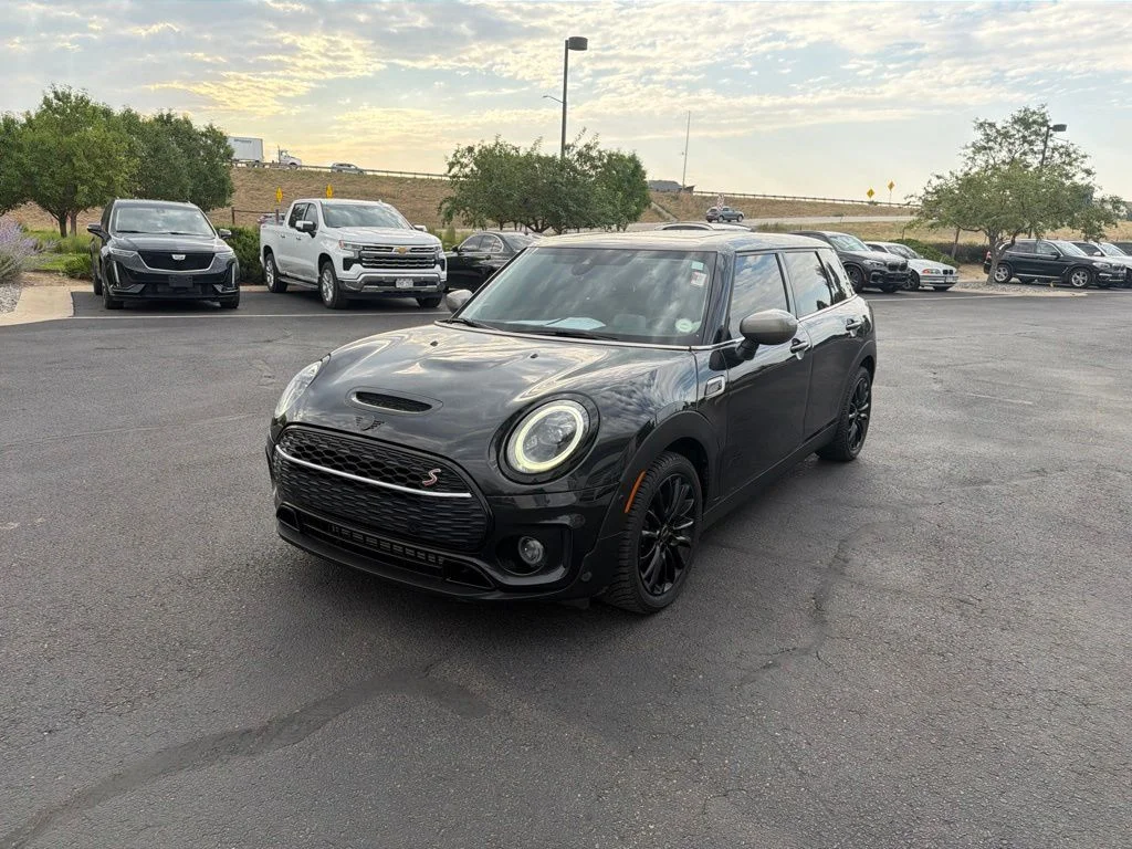 Used 2023 Black MINI Cooper S image 1