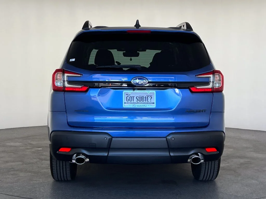 New 2027 DAYBREAK BLUE PEARL Subaru Premium 7-Passenger image 5