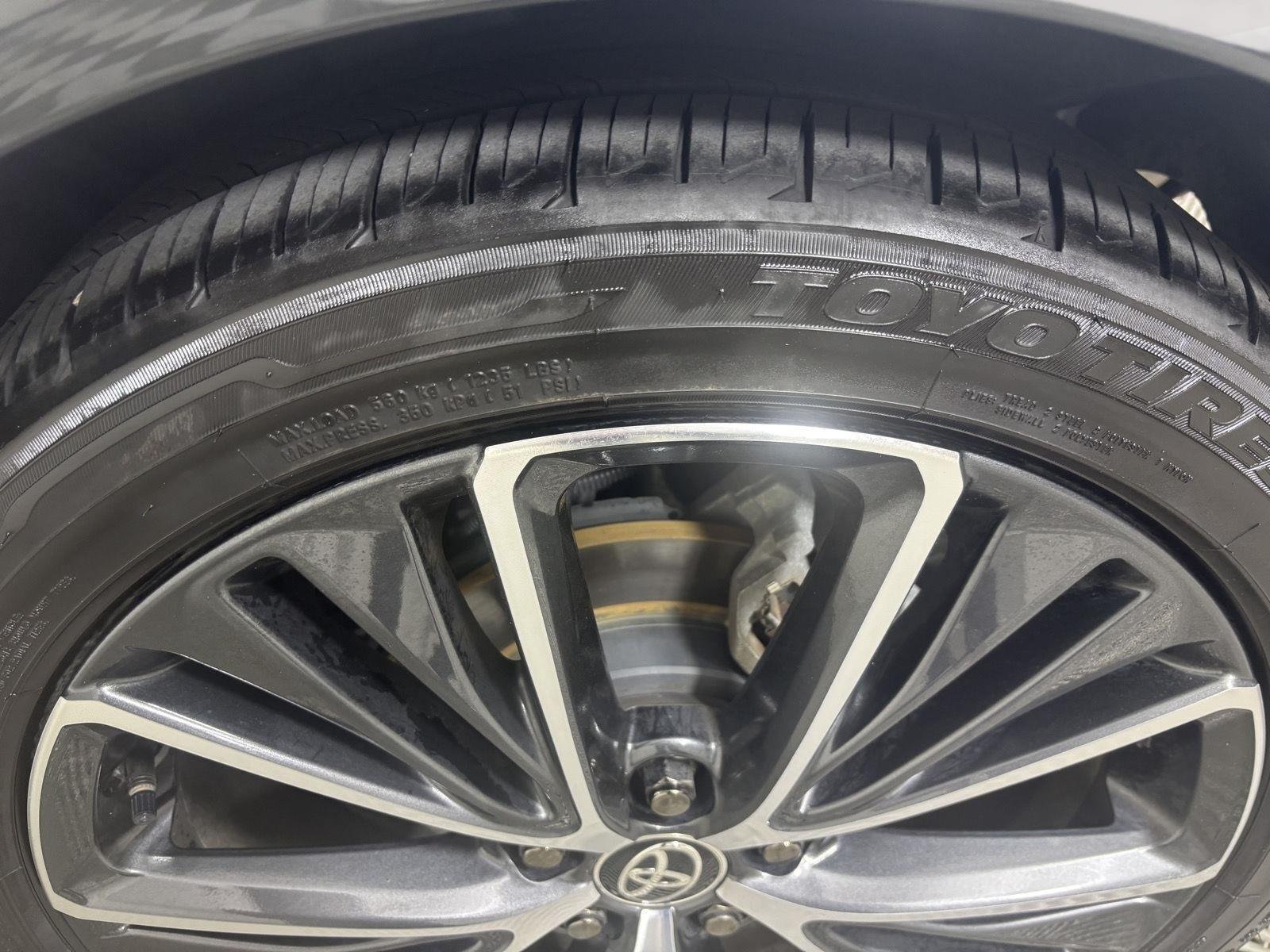Used 2024 Wind Chill Pearl Toyota XLE image 10