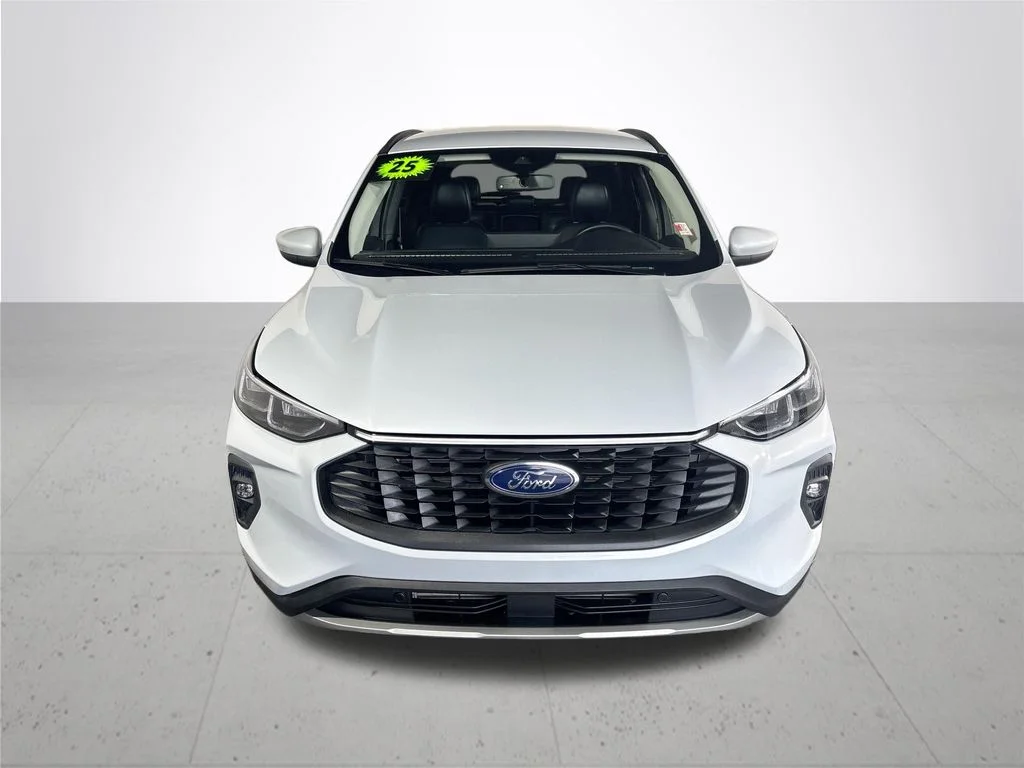 Used 2025 Silver Ford Platinum image 3
