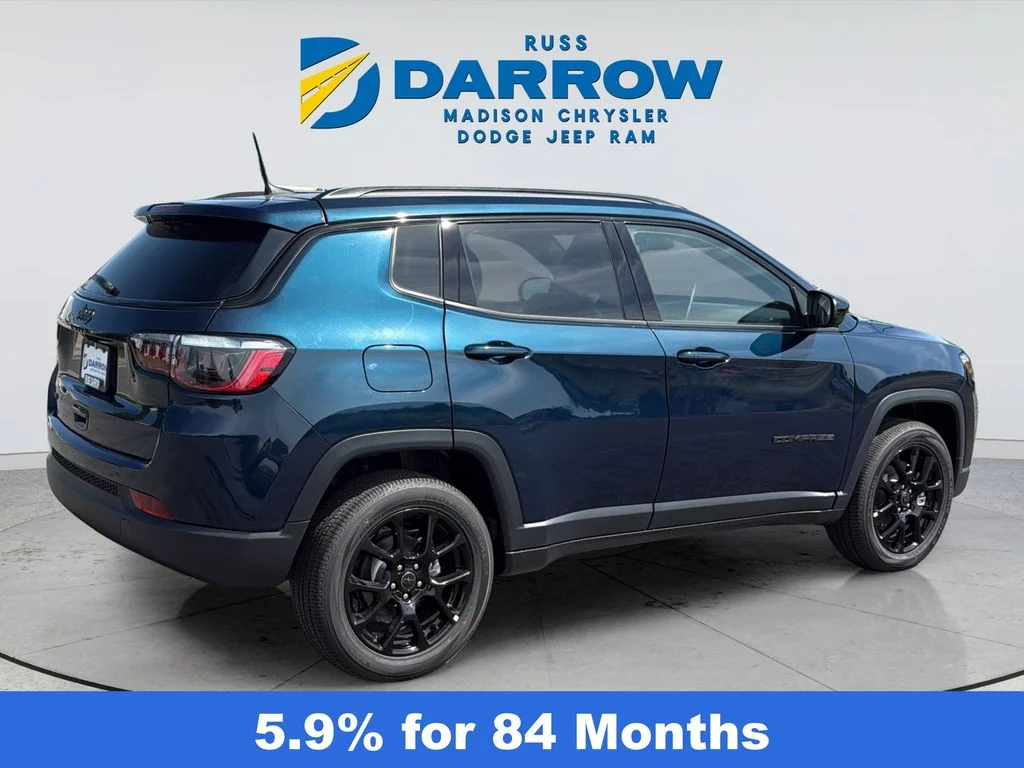 New 2026 Fathom Blue Pearl-Coat Exterior Paint Jeep Latitude image 5