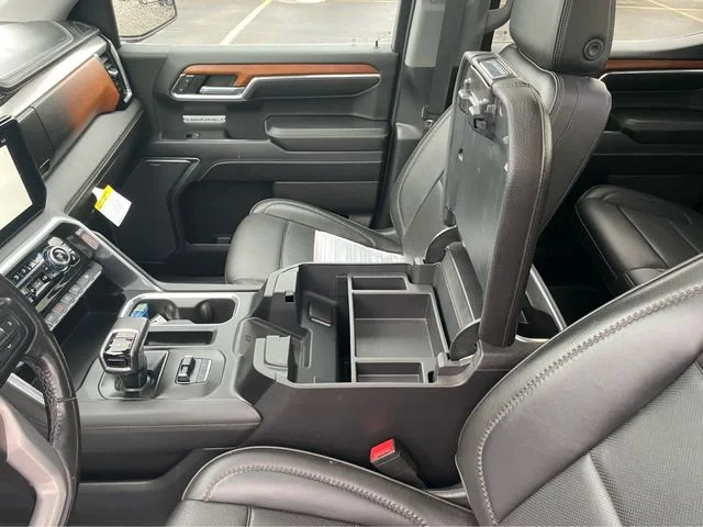 Used 2022 Black GMC Denali image 31