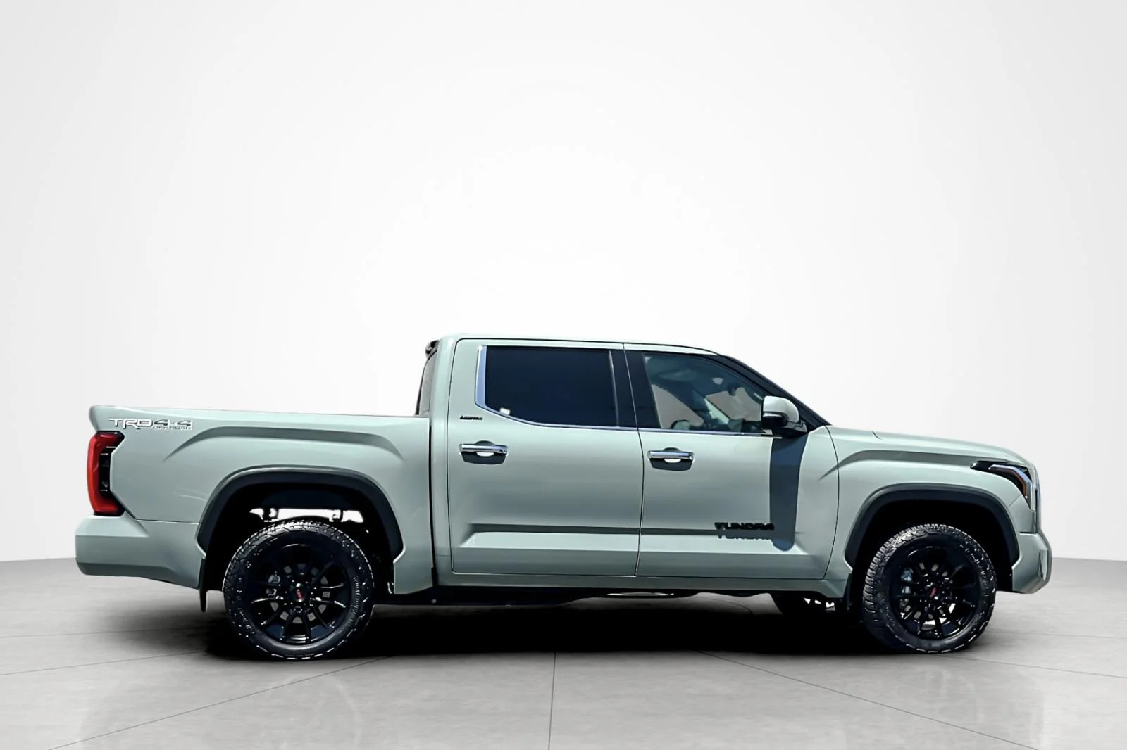 Used 2023 Lunar Rock Toyota Limited image 6