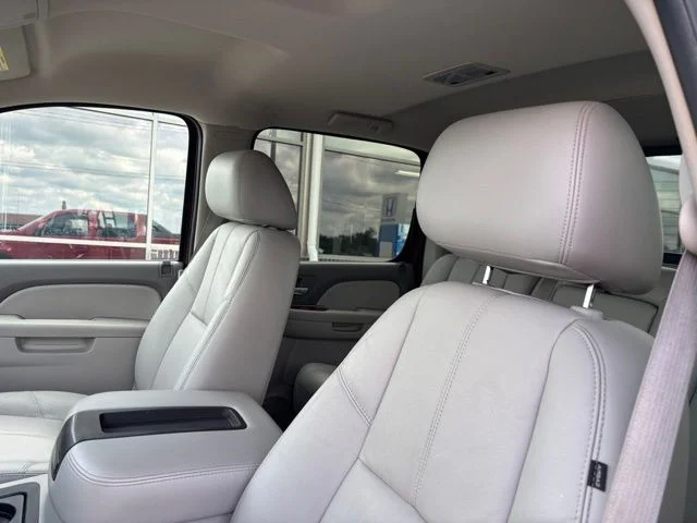 Used 2010 Red Chevrolet LT LT1 image 11