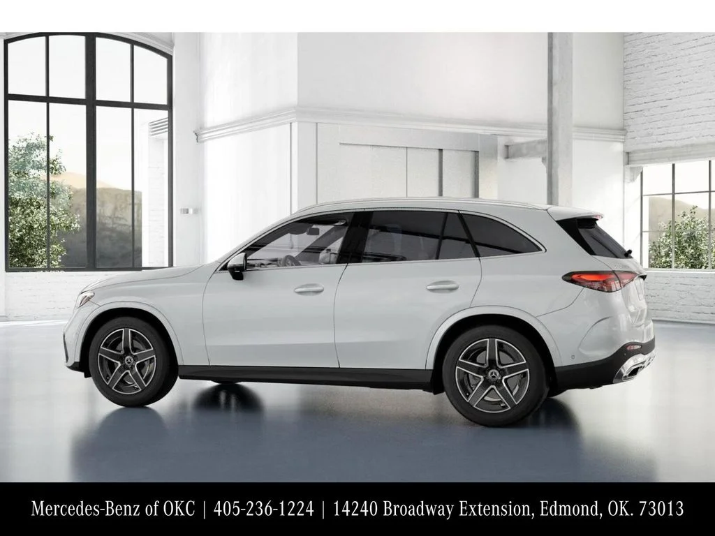 New 2026 White Mercedes-Benz GLC 300 image 32