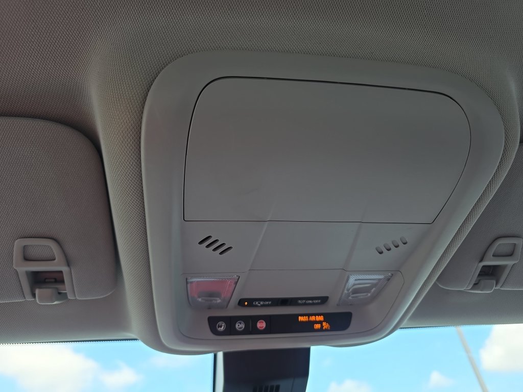 Used 2022 Gray Chevrolet LS image 21