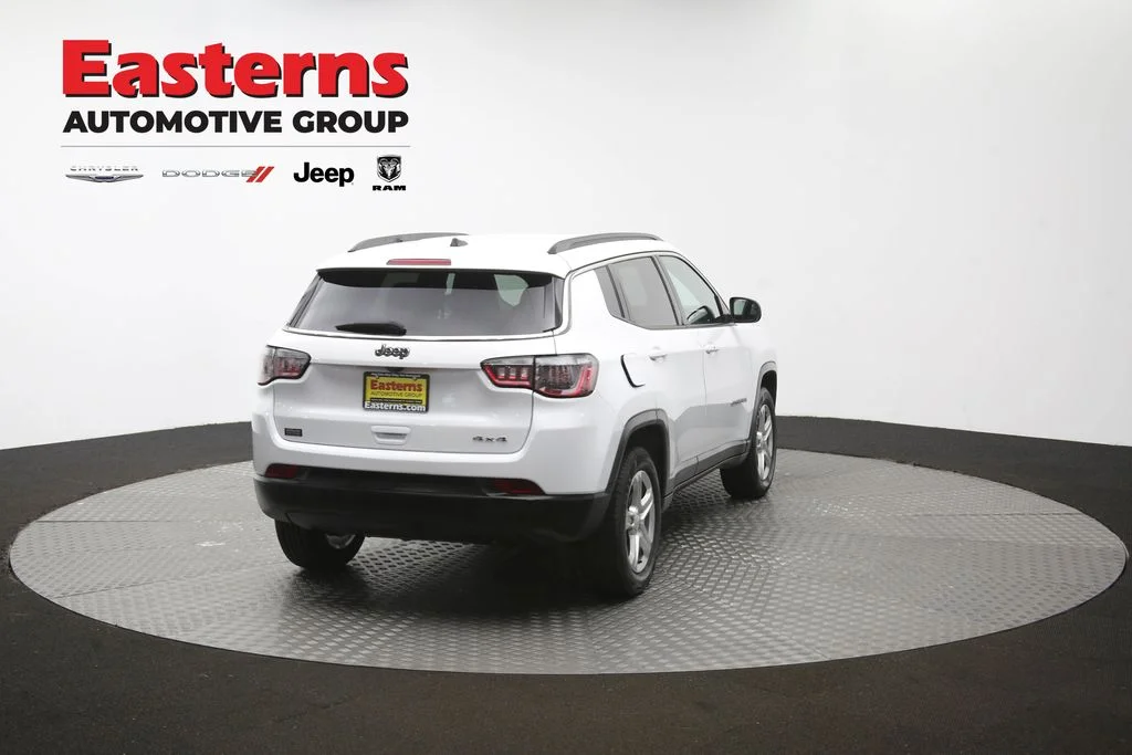 Certified Used 2024 White Jeep Latitude image 38