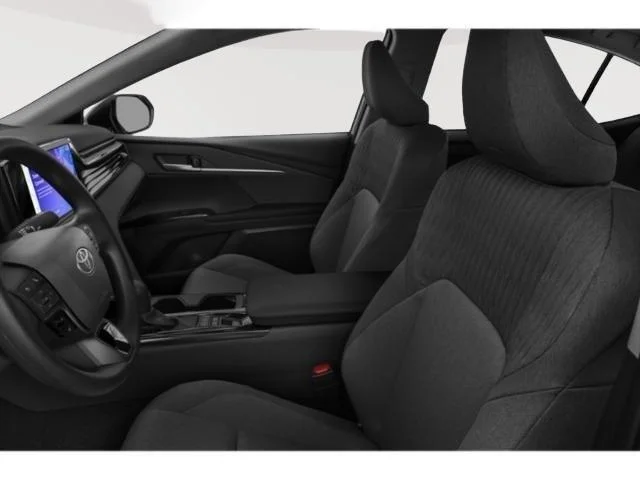 2026 Toyota Camry LE - Photo 8