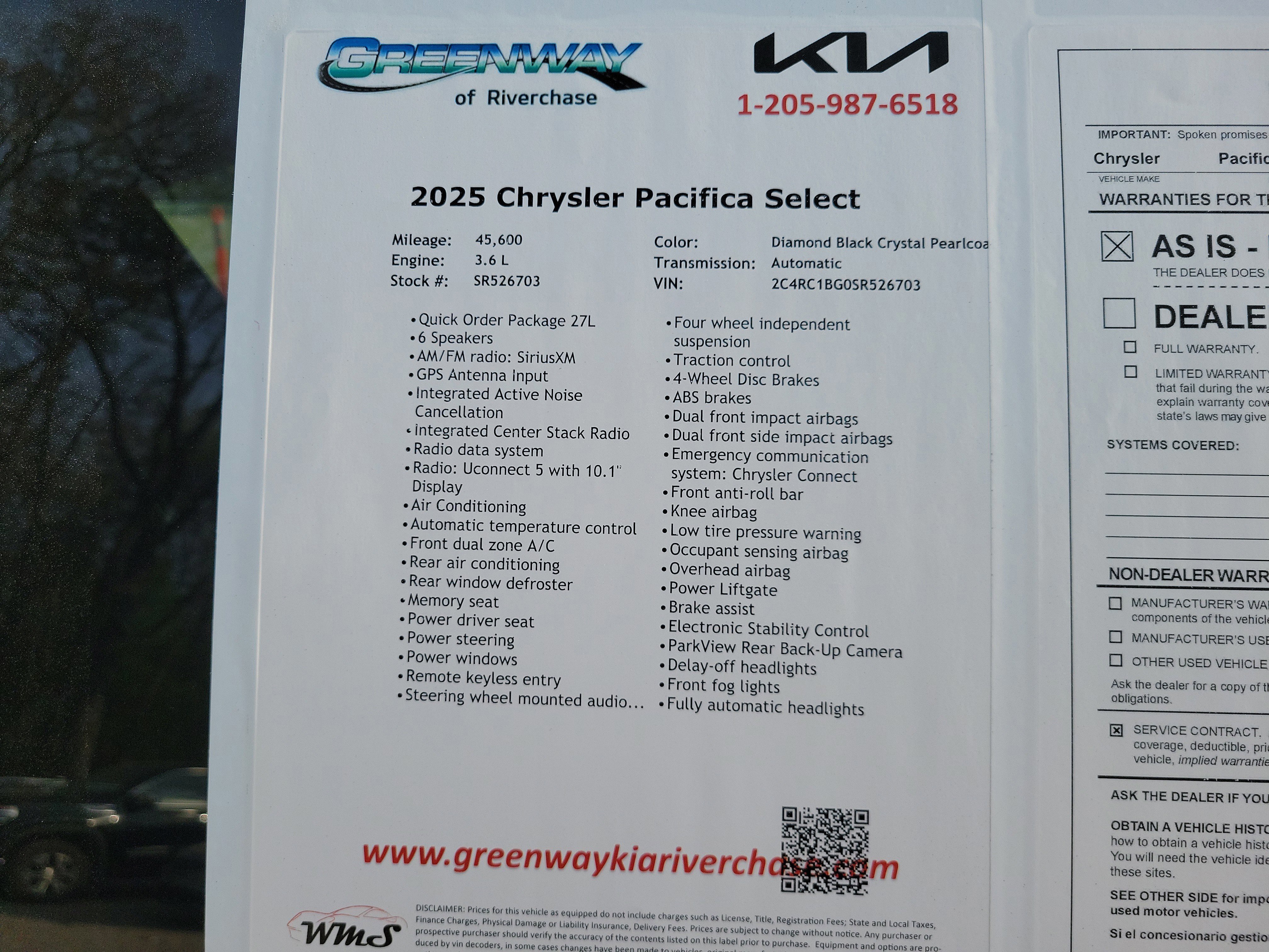 Used 2025 Diamond Black Crystal Pearlcoat Chrysler Select image 2