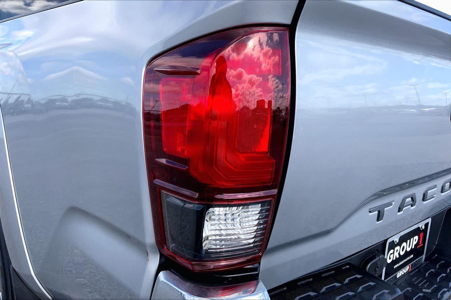 Used 2019 Silver Sky Metallic Toyota SR5 image 28