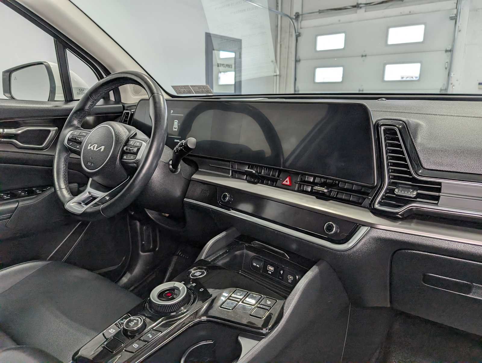 Certified Used 2023 Snow White Pearl Kia EX image 44