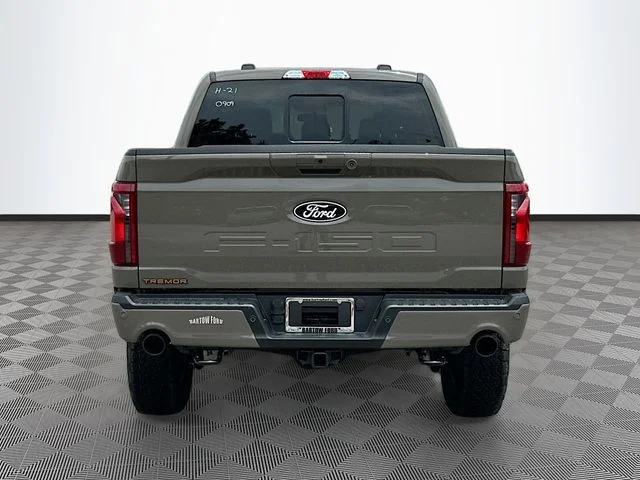 New 2026 Gray Ford Tremor image 5