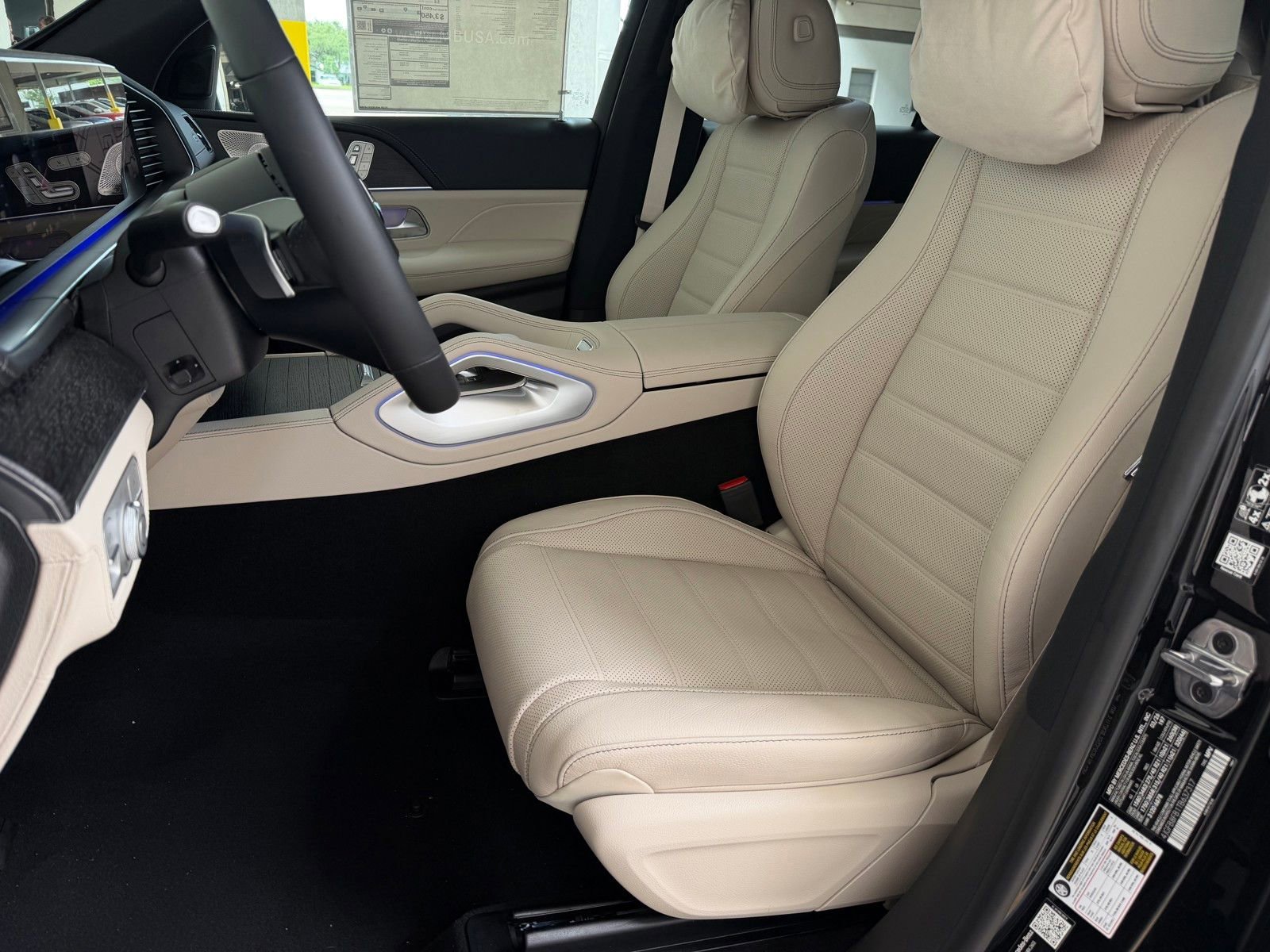 New 2026 Obsidian Black Metallic Mercedes-Benz GLE 580 image 38