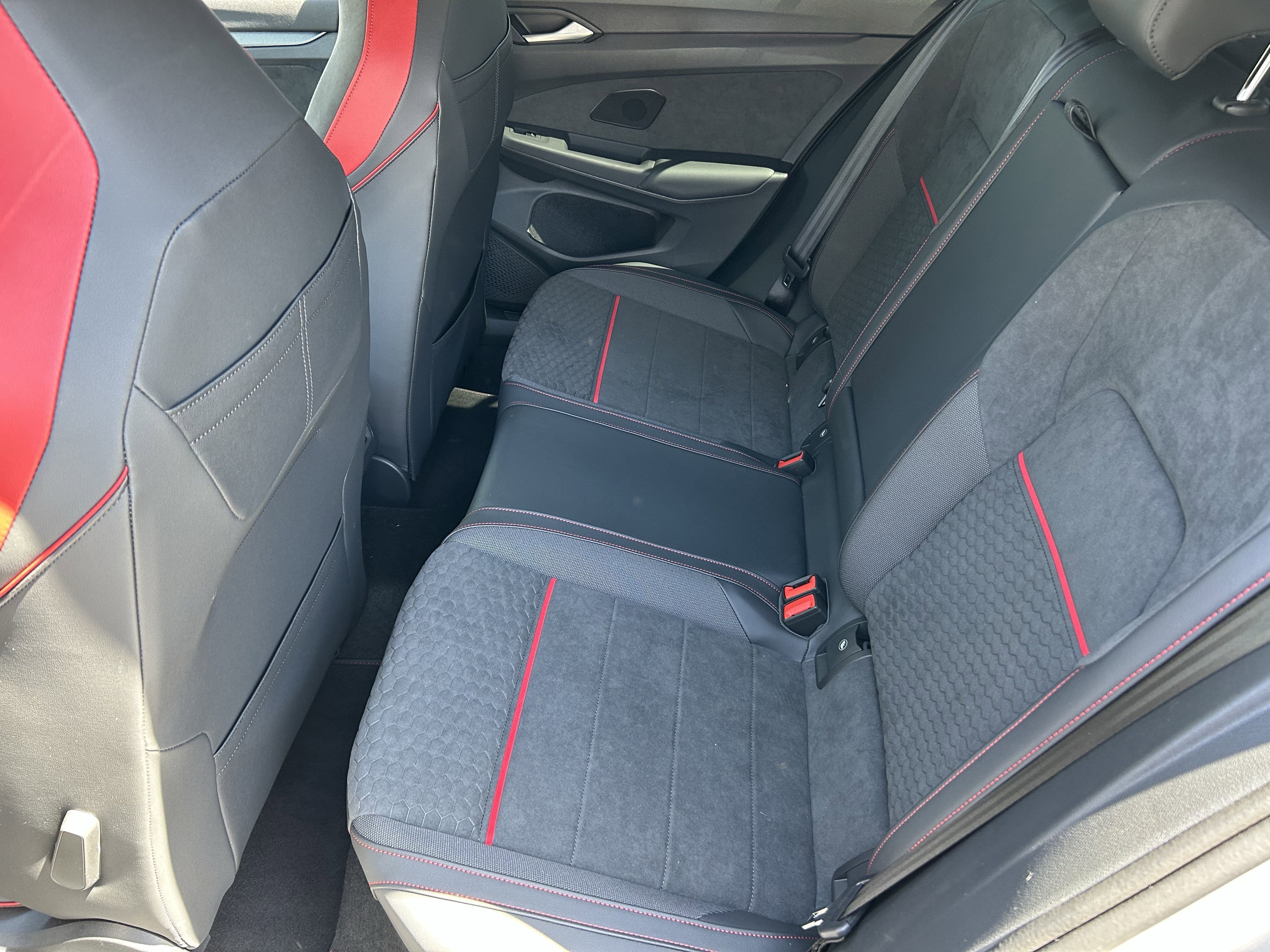 New 2026 Moonstone Gray Volkswagen SE image 11