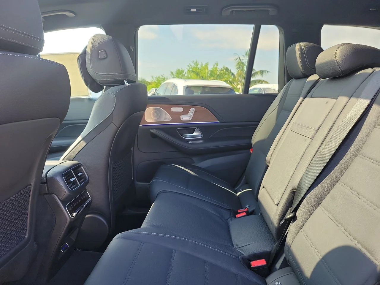 New 2026 Selenite Grey Metallic Mercedes-Benz GLS 580 image 14
