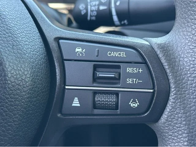 Used 2023 White Honda LX image 19