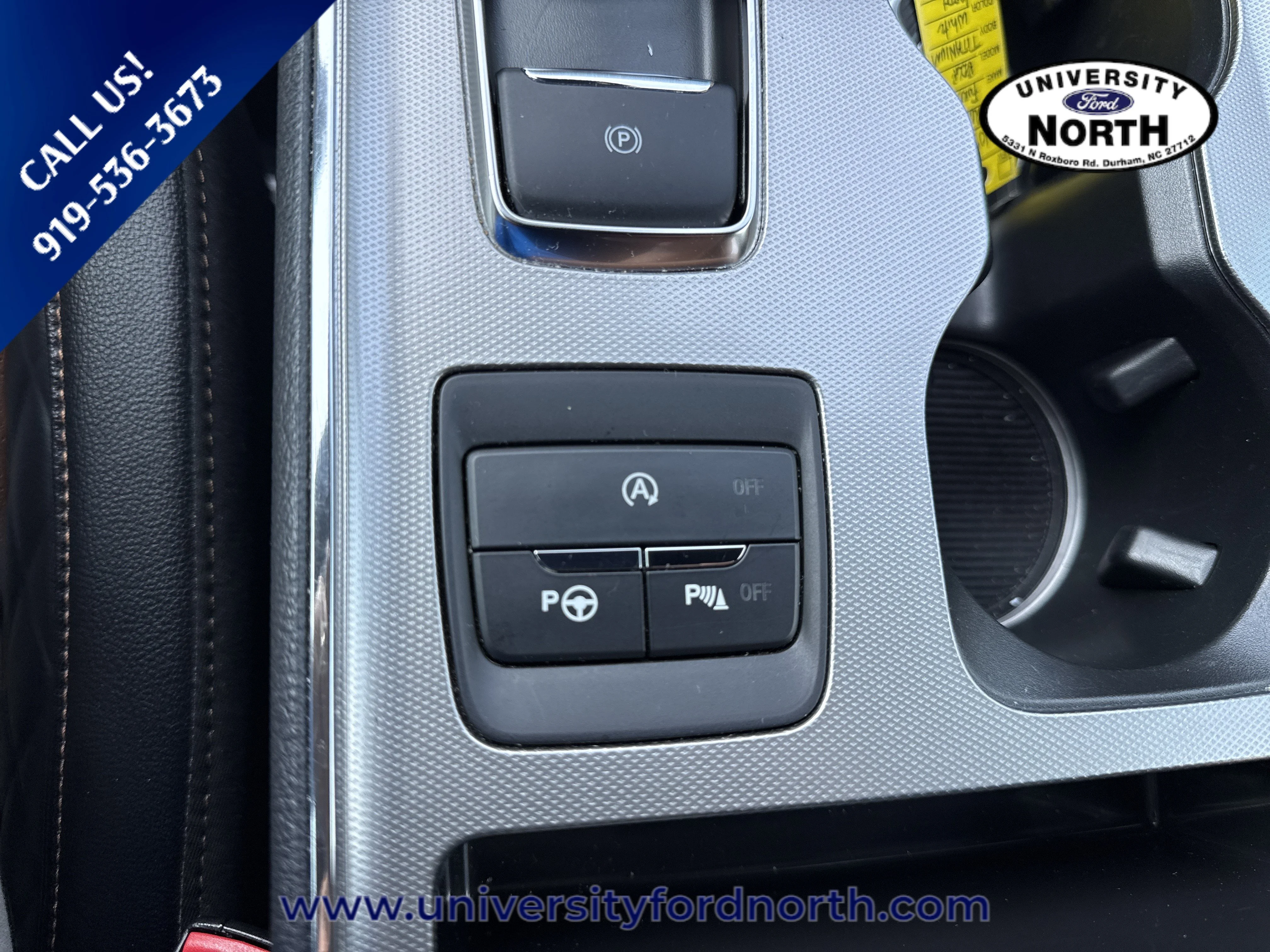 Used 2024 Star White Metallic Tri-Coat Ford Titanium image 29