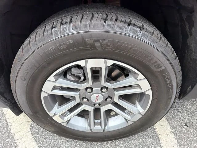 Used 2025 Volcanic Red Tintcoat GMC Elevation image 11