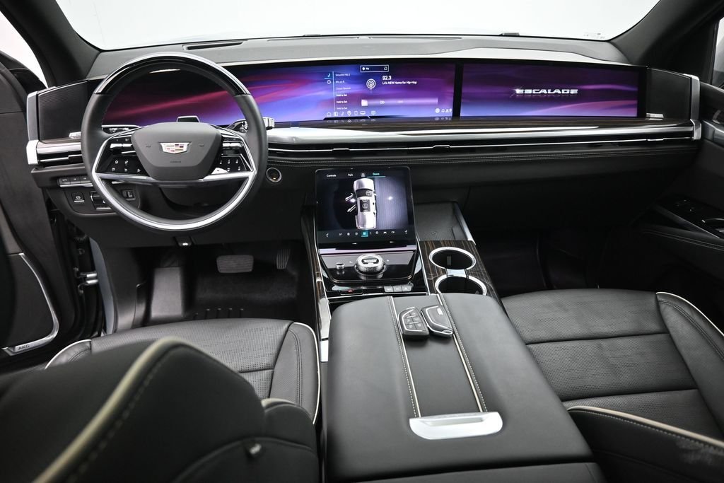 Used 2025 Silver Cadillac Premium Luxury image 26