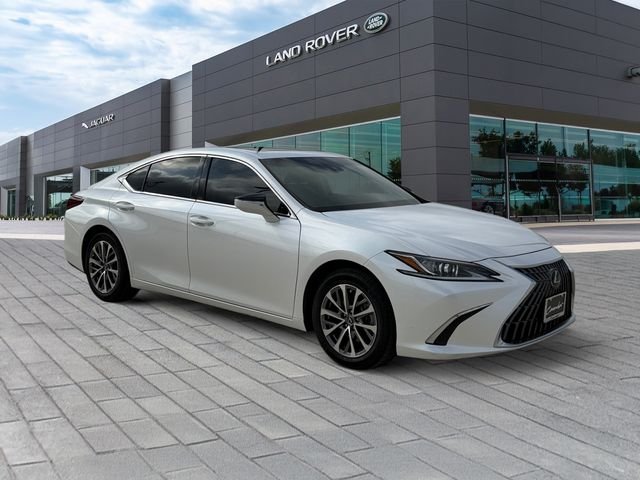 Used 2023 White Lexus 350 image 7
