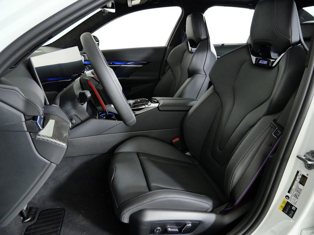 New 2026 Alpine White BMW Base image 35
