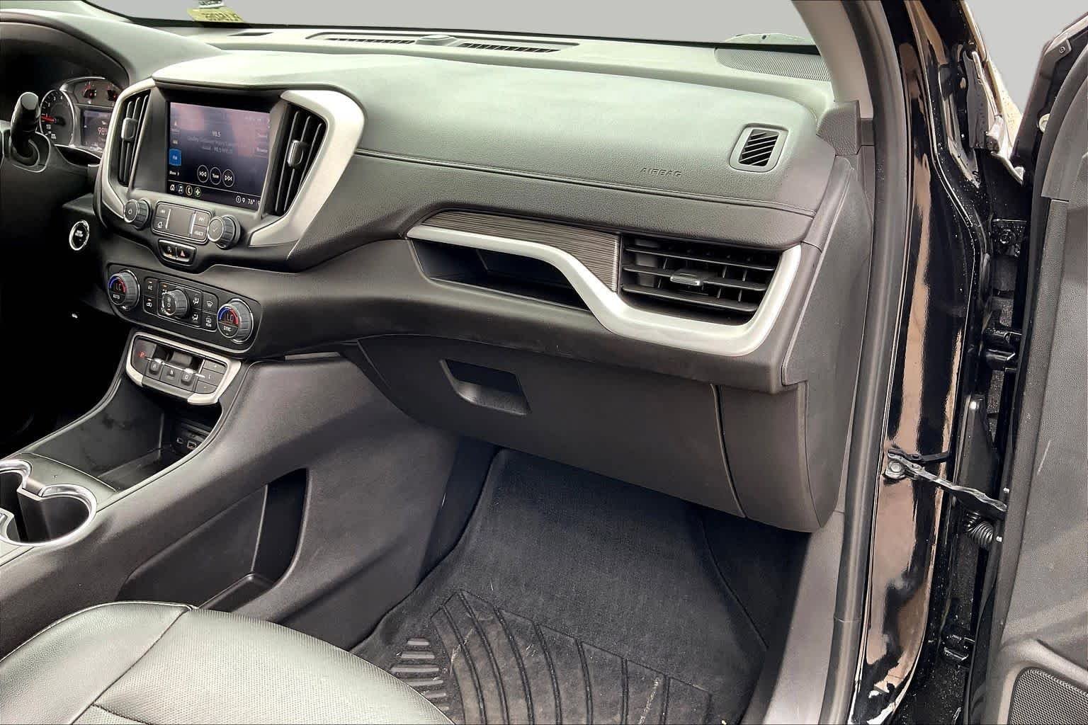 2023 GMC Terrain SLT - Photo 28