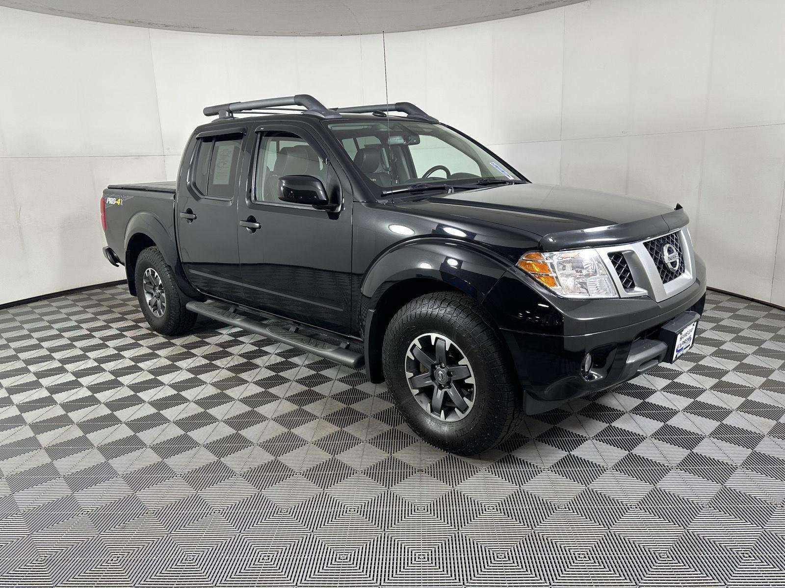 Used 2019 Magnetic Black Pearl Nissan PRO-4X image 14