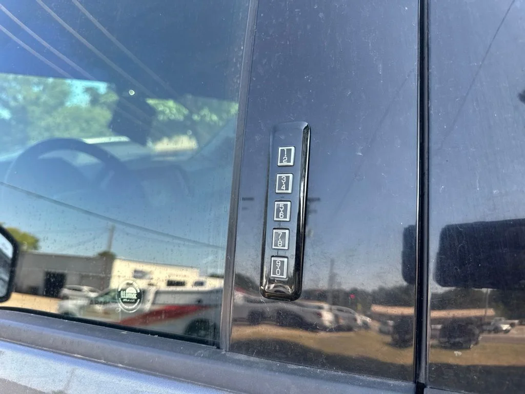 Used 2020 Magnetic Ford XLT image 8