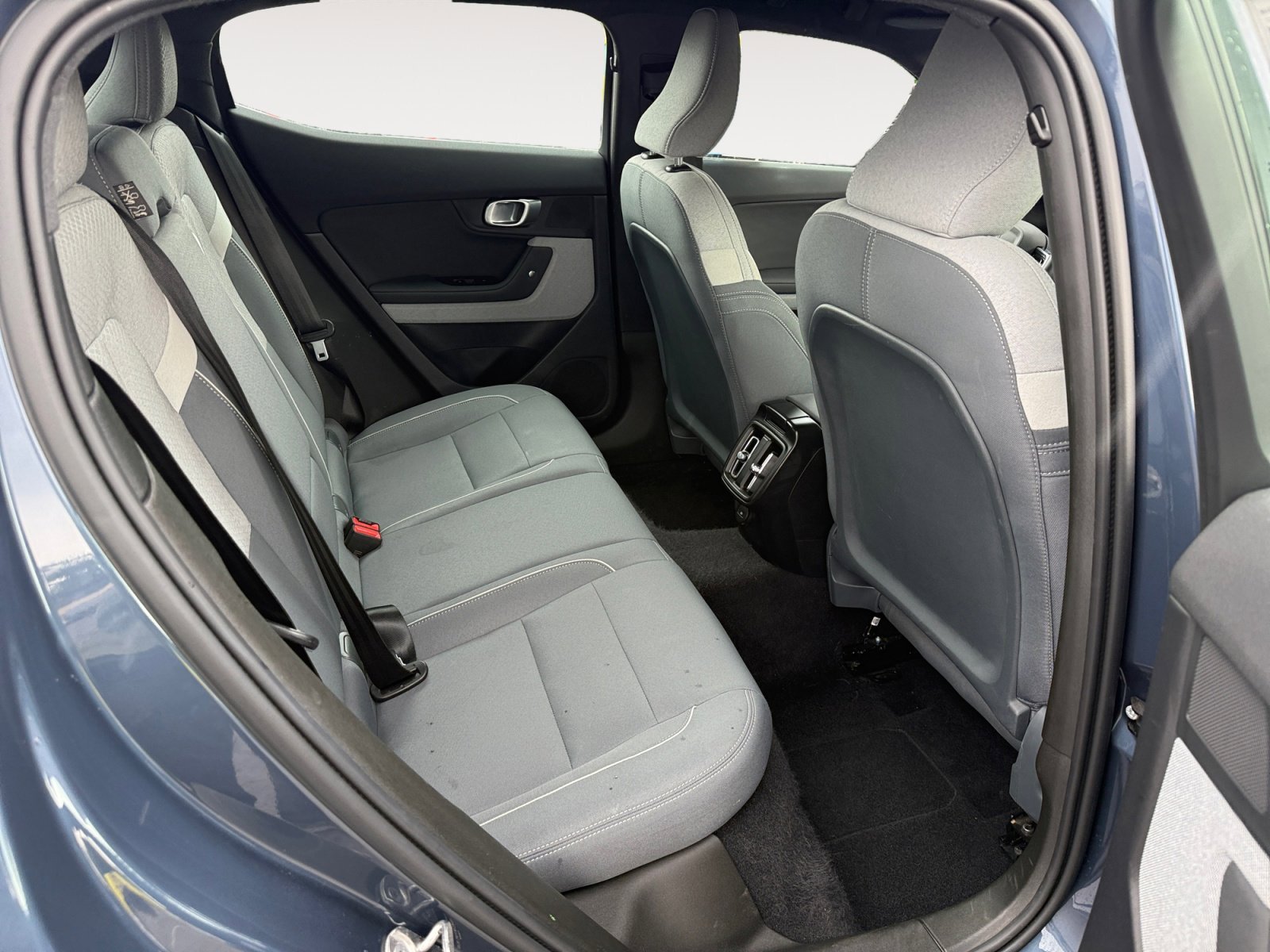 Used 2023 Midnight Metallic Polestar Long Range Dual Motor image 18