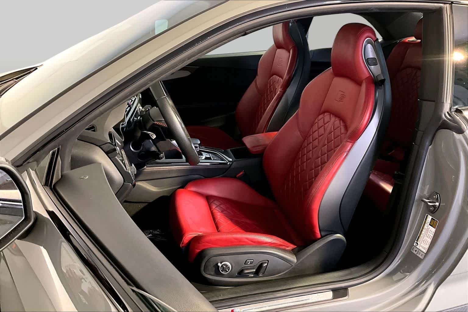 Used 2022 Quantum Gray Audi Premium Plus image 9