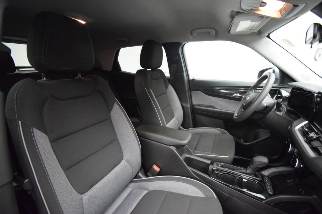 Used 2024 Gray Chevrolet LT image 13