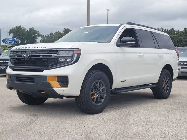 New 2026 White Metallic Ford Tremor image 36