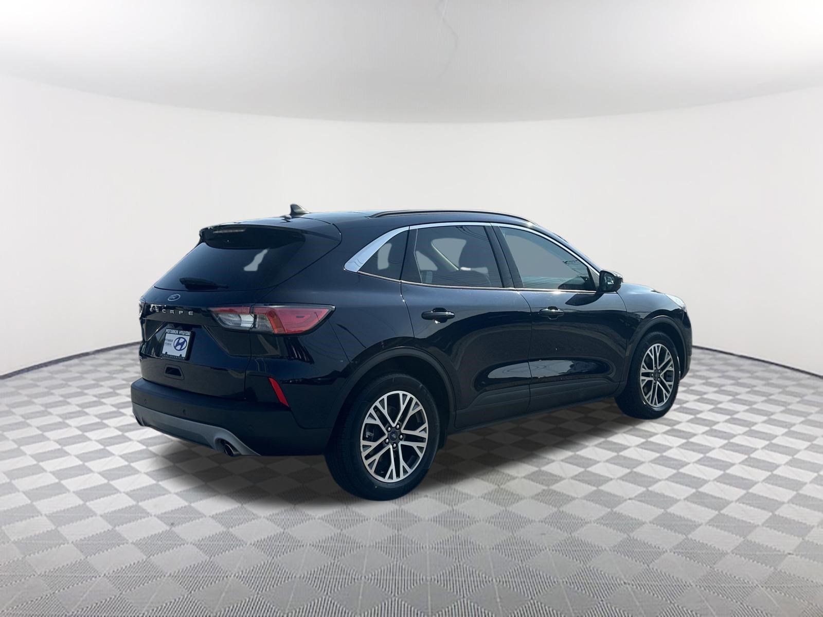 Used 2021 Blue Metallic Ford SEL image 5