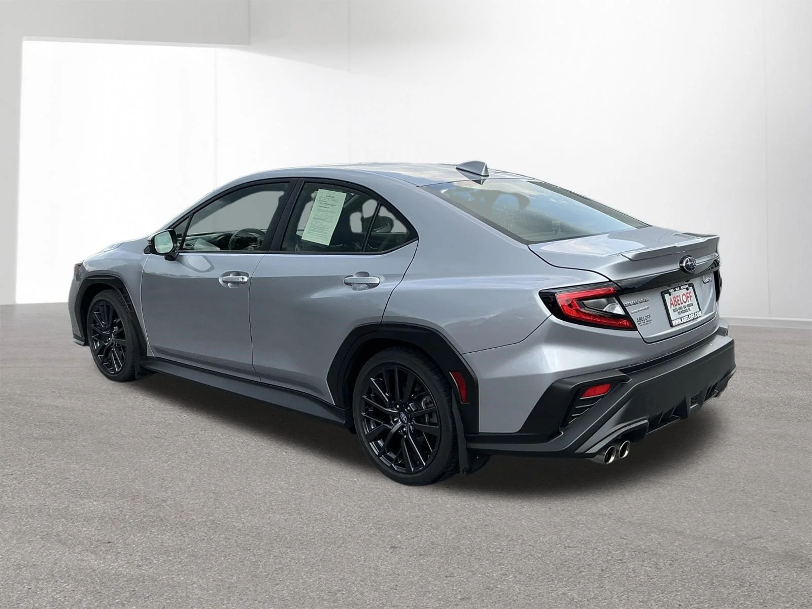 Used 2024 Ice Silver Metallic Subaru Limited image 14